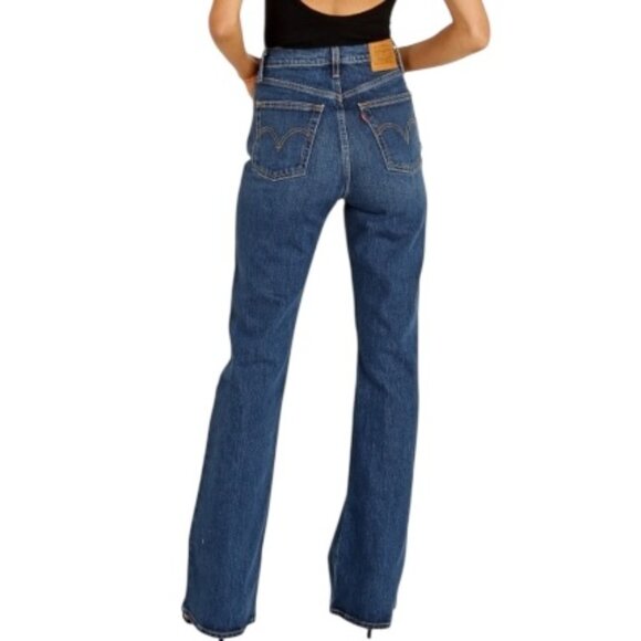 Levi's Ribcage Bootcut Jeans - Picture 6 of 16